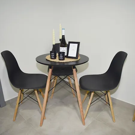 Paul's 2 Apartment